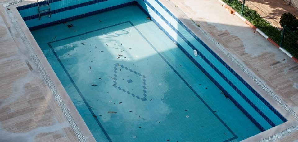 Çeşme Havuz İzolasyon, Çeşme Havuz İzolasyon Fiyatları, Çeşme Havuz İzolasyon Firmaları, Çeşme Yüzme Havuzu İzolasyonu